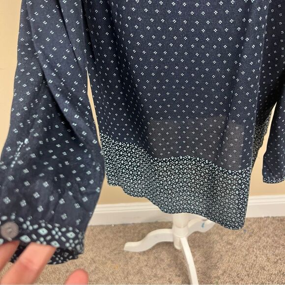 J. Jill Blue Relaxed Blouse with print Sz L - Picture 3 of 5